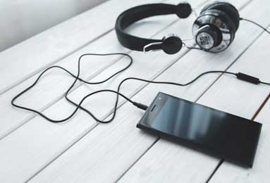 IM电竞真人游戏：全新沉浸式体验，点亮你的电竞梦想