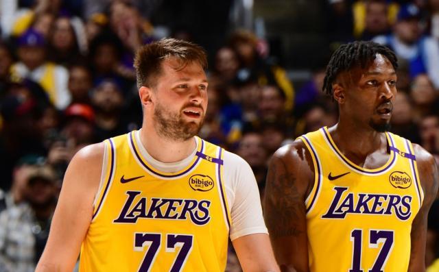 乐鱼app官方下载入口-正负值全队第一！湖人喜获3D冲冠拼图，换来他真香