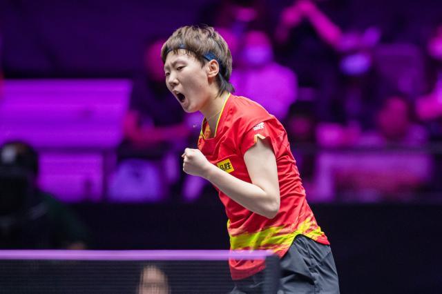 leyu·乐鱼(中国)体育-王曼昱击败陈梦赢得“内卷之争” 解锁2023赛季首冠