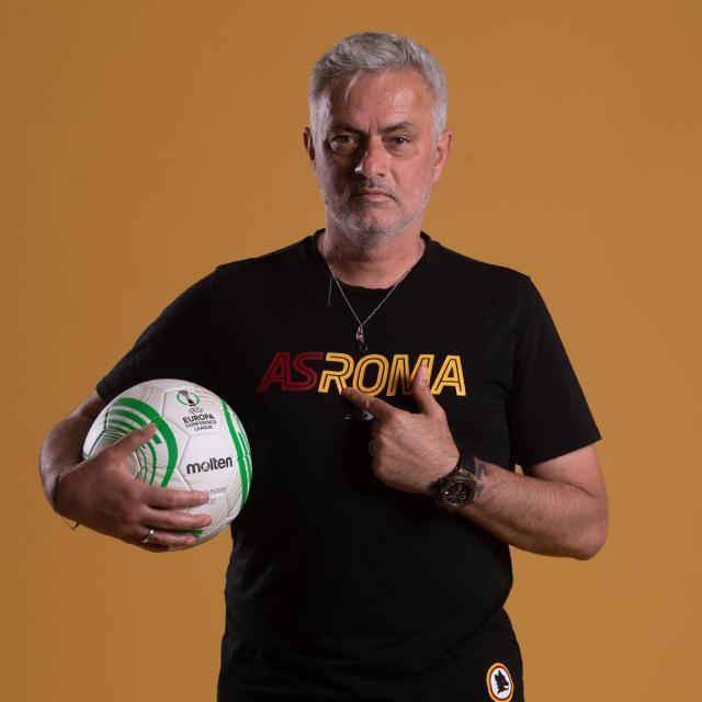 leyu·乐鱼(中国)体育-穆帅：关于曼联我希望我是错的，但我知道我是对的